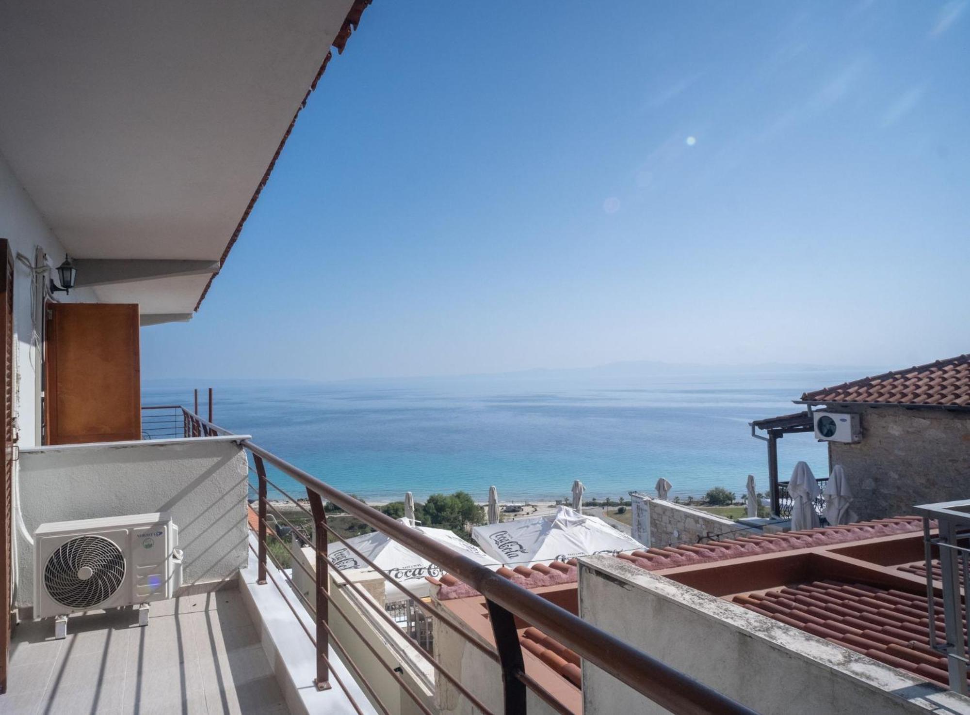Brezza Marina House Apartment Afytos Exterior photo